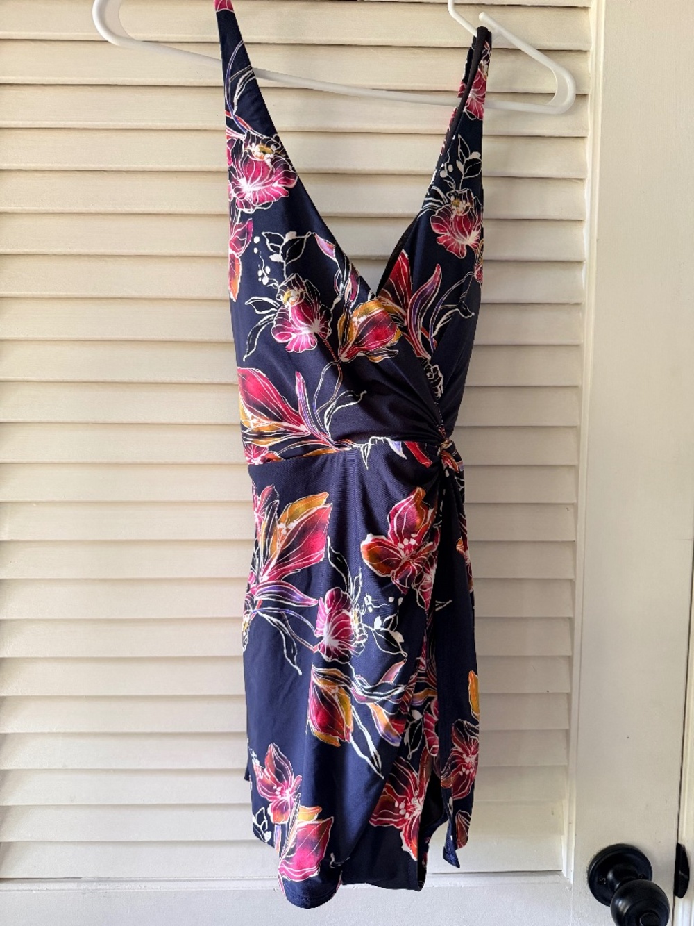 Garnet Hill Womens Size 6 One Piece Swimsuit Floral Wrap Tie Navy Plunge